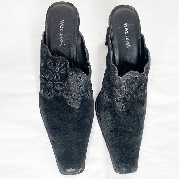 Vintage Wet Seal Square Toe Laser Cut Mules - Picture 2 of 6